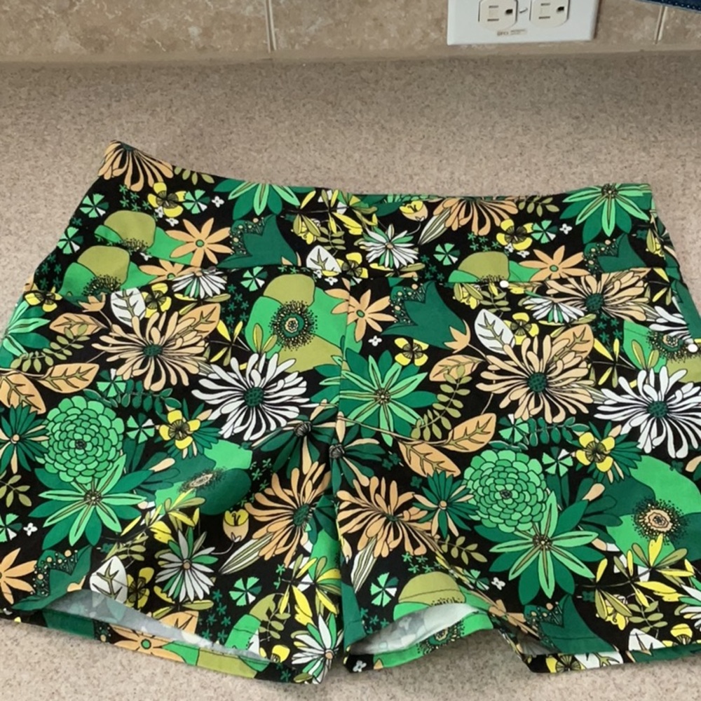 New Inc international concepts floral shorts